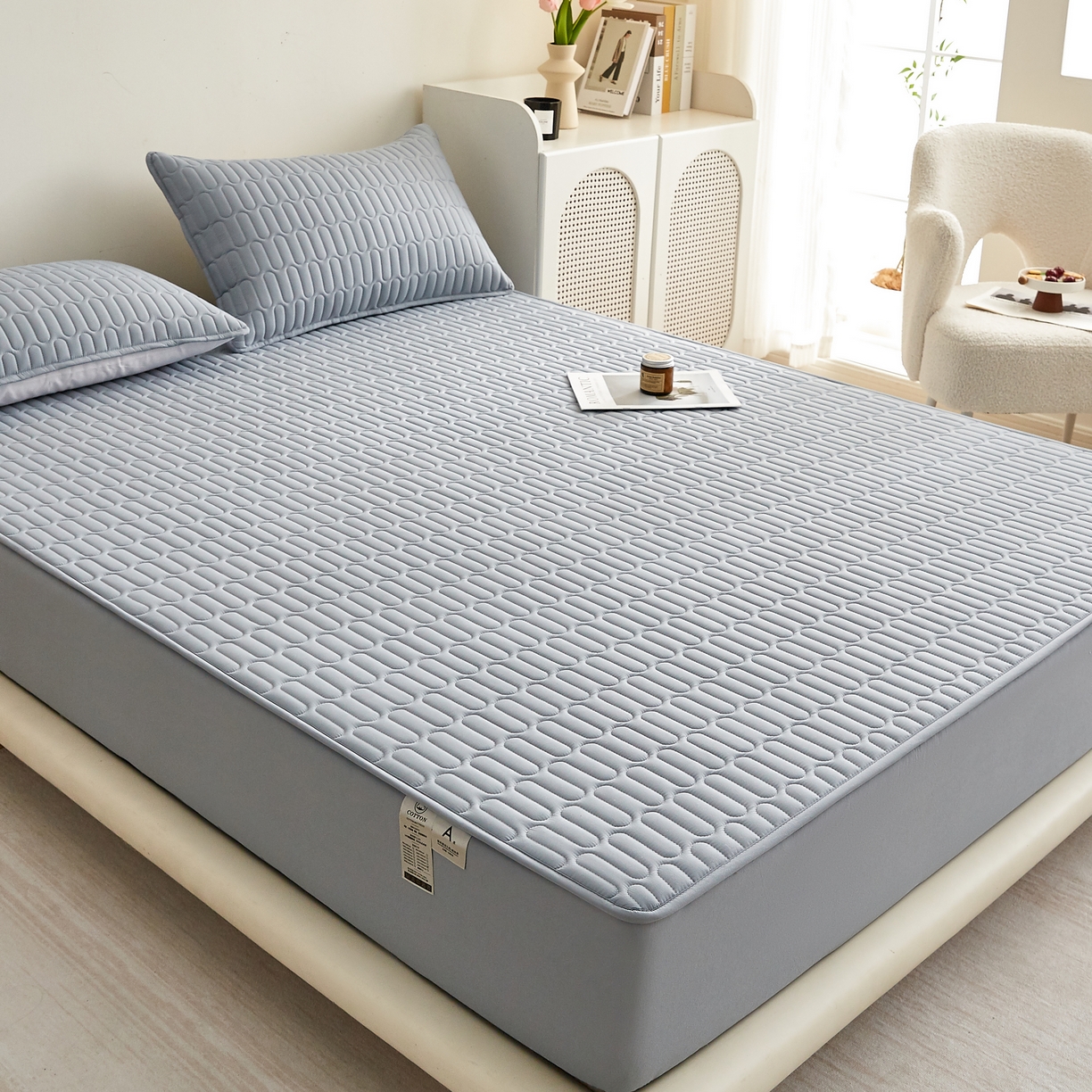 91家纺网 家纺一手货源 找家纺 蕾诺家纺 2025新款 菱格水洗棉亲肤棉夹棉床笠 菱格-蓝灰