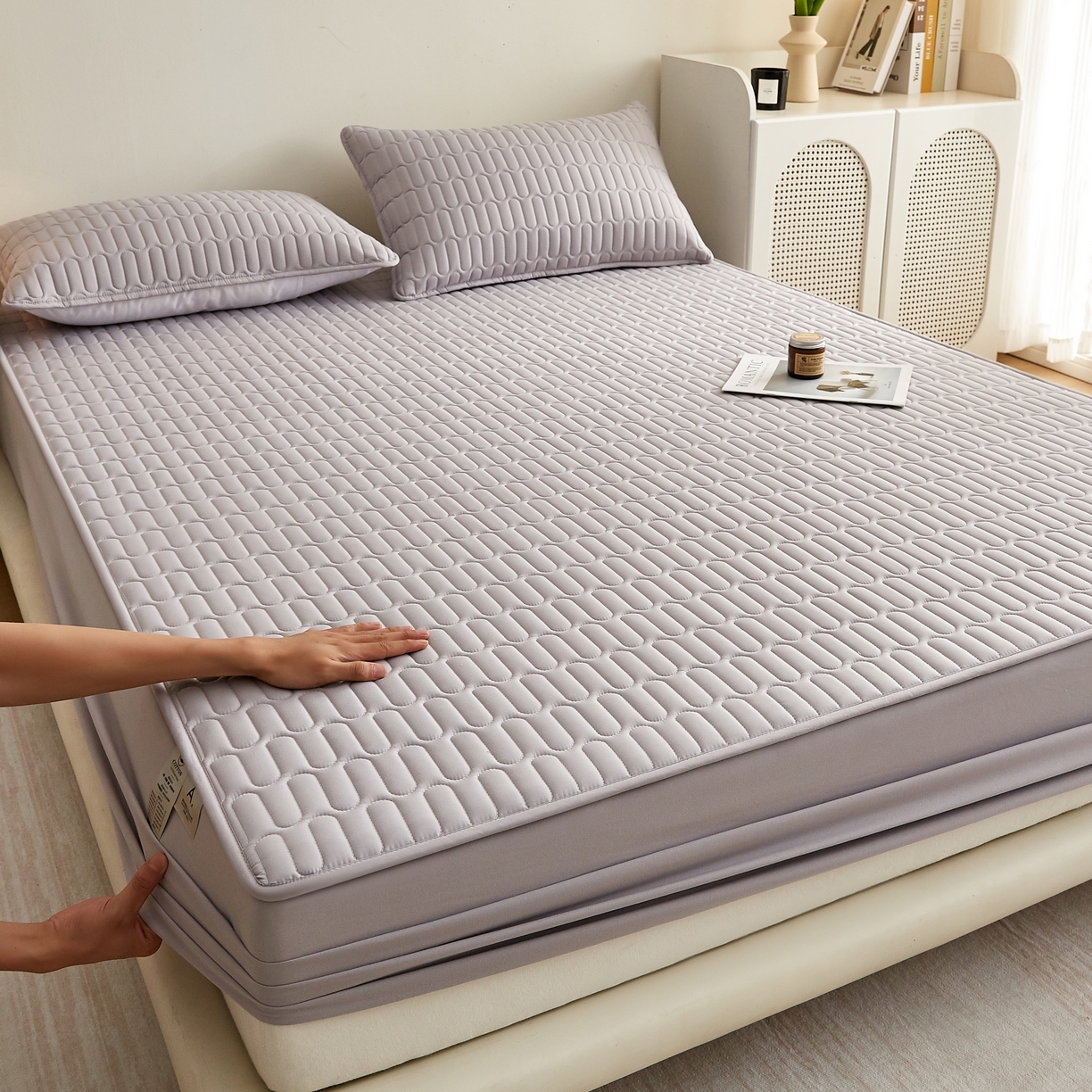 91家纺网 家纺一手货源 找家纺 蕾诺家纺 2025新款 菱格水洗棉亲肤棉夹棉床笠 菱格-浅灰