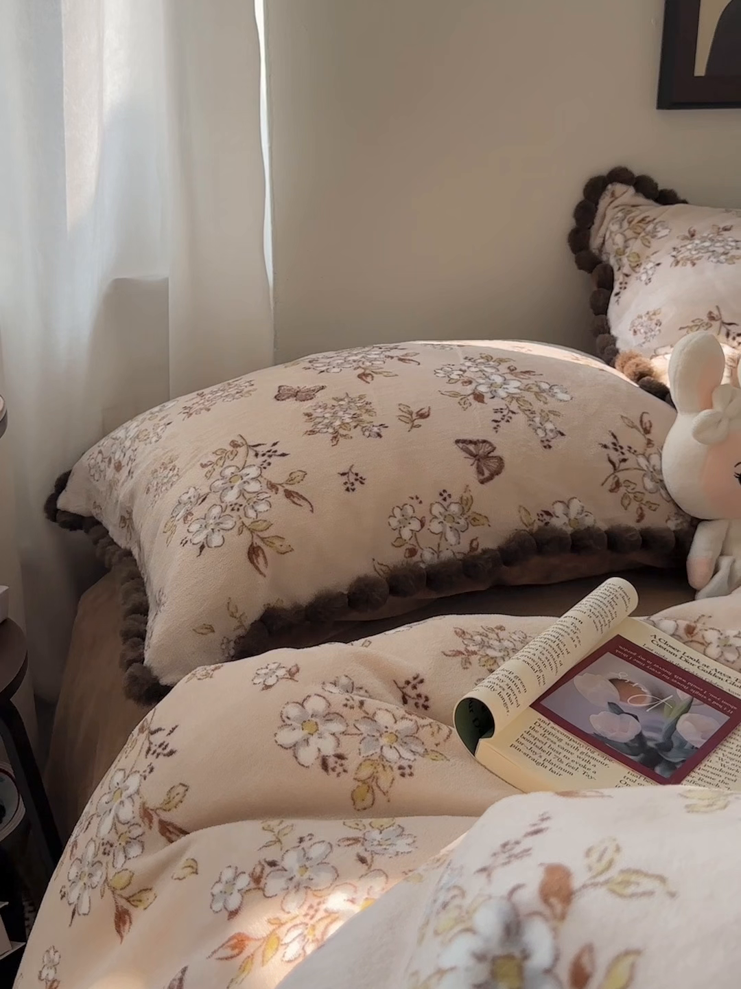 91家纺网 家纺一手货源 找家纺 艾咪-Amy ntmy 2025新款毛球款法式少女风牛奶绒四件套 北茉