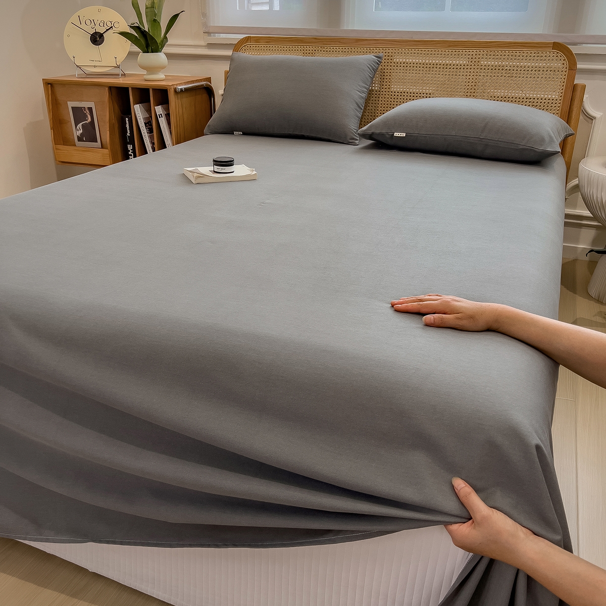 91家纺网 家纺一手货源 找家纺 芃成家纺 2025新款原棉生态磨毛单床单 高级灰