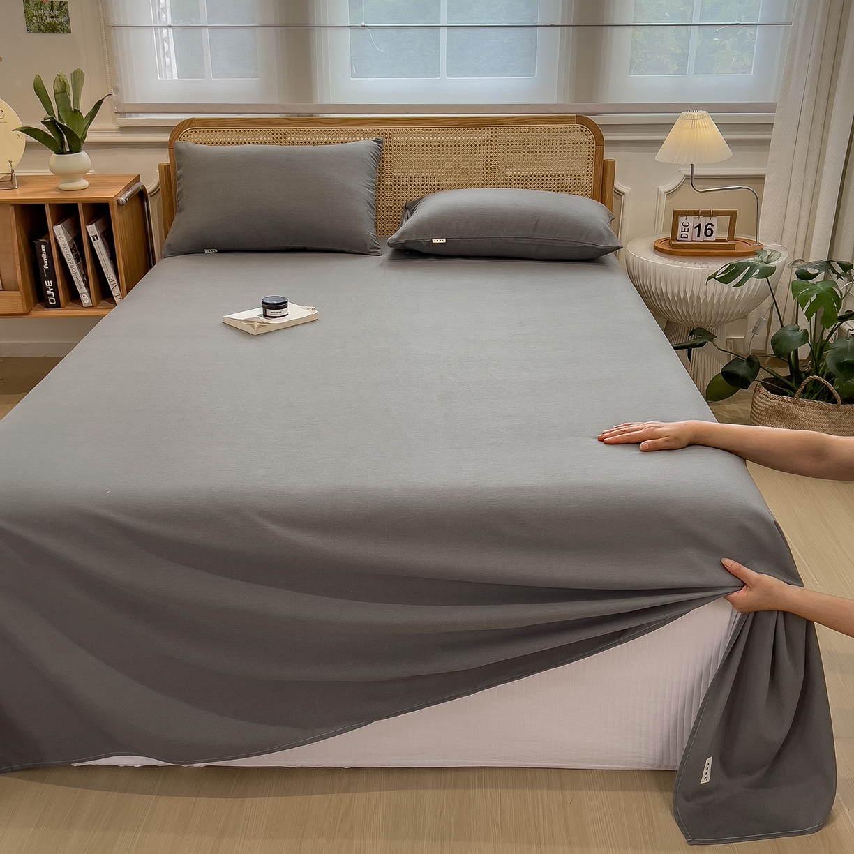 91家纺网 家纺一手货源 找家纺 芃成家纺 2025新款原棉生态磨毛单床单 高级灰