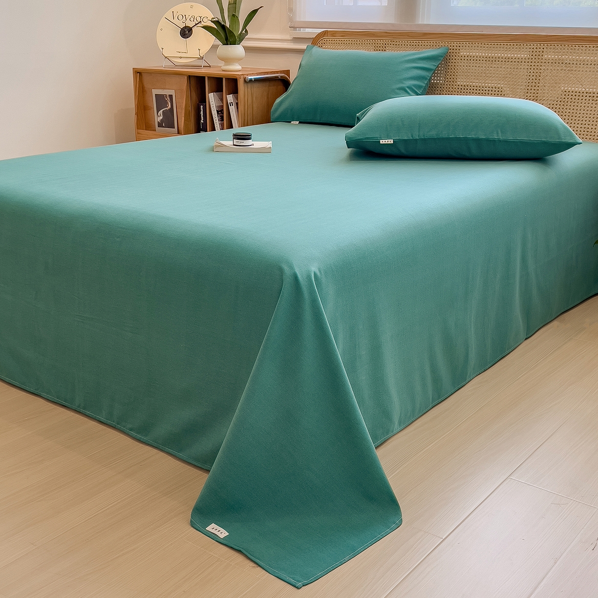 91家纺网 家纺一手货源 找家纺 芃成家纺 2025新款原棉生态磨毛单床单 墨染绿