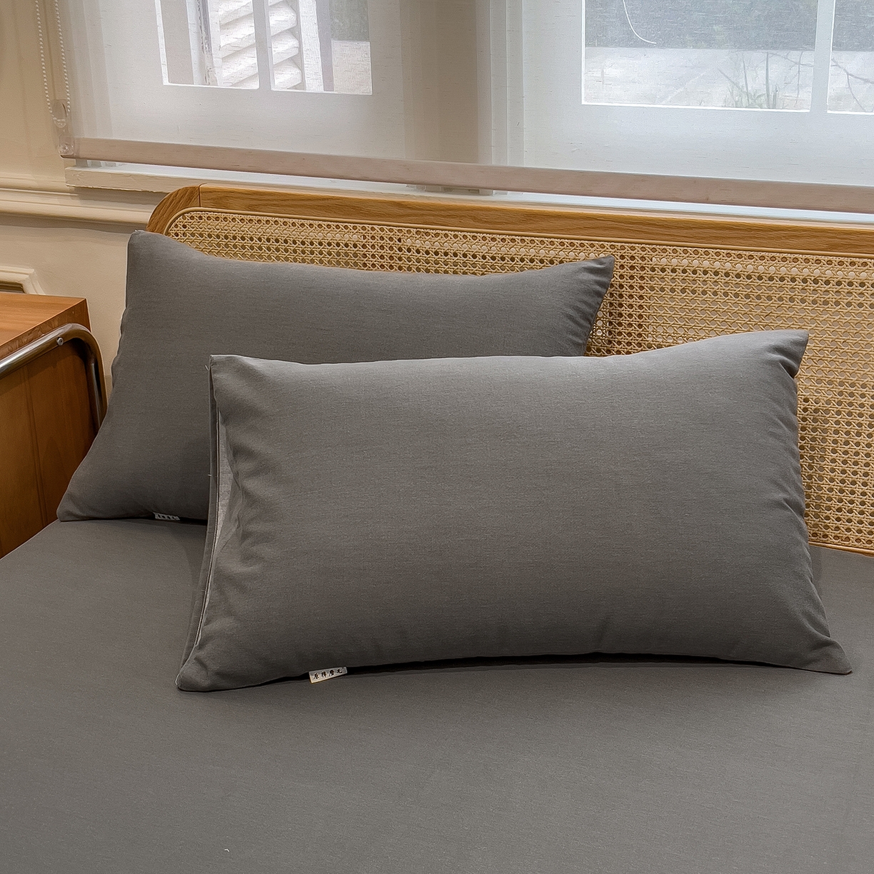 91家纺网 家纺一手货源 找家纺 芃成家纺 2025新款原棉生态磨毛单床单 高级灰