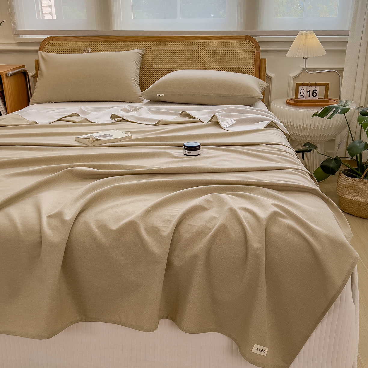 91家纺网 家纺一手货源 找家纺 芃成家纺 2025新款原棉生态磨毛单床单 奶茶咖