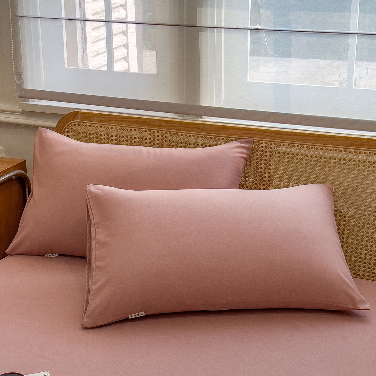 91家纺网 家纺一手货源 找家纺 芃成家纺 2025新款原棉生态磨毛单床单 烟粉色