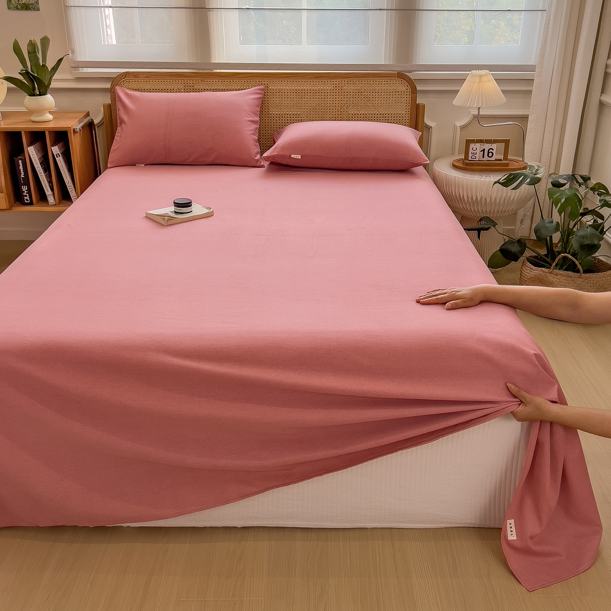 91家纺网 家纺一手货源 找家纺 芃成家纺 2025新款原棉生态磨毛单床单 珊瑚粉