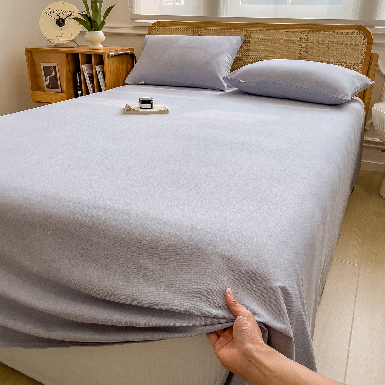 91家纺网 家纺一手货源 找家纺 芃成家纺 2025新款原棉生态磨毛单床单 浅灰