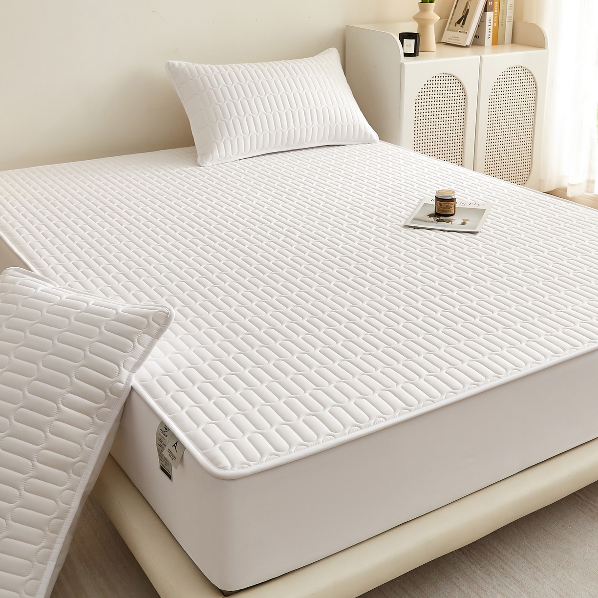 91家纺网 家纺一手货源 找家纺 蕾诺家纺 2025新款 菱格水洗棉亲肤棉夹棉床笠 菱格-白色