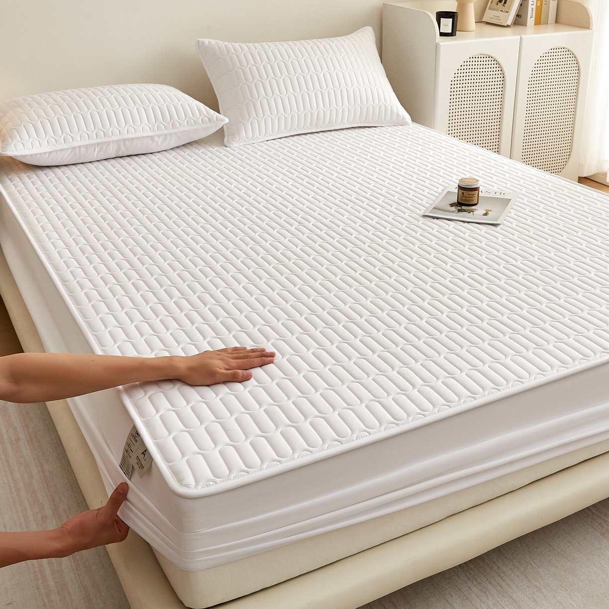 91家纺网 家纺一手货源 找家纺 蕾诺家纺 2025新款 菱格水洗棉亲肤棉夹棉床笠 菱格-白色