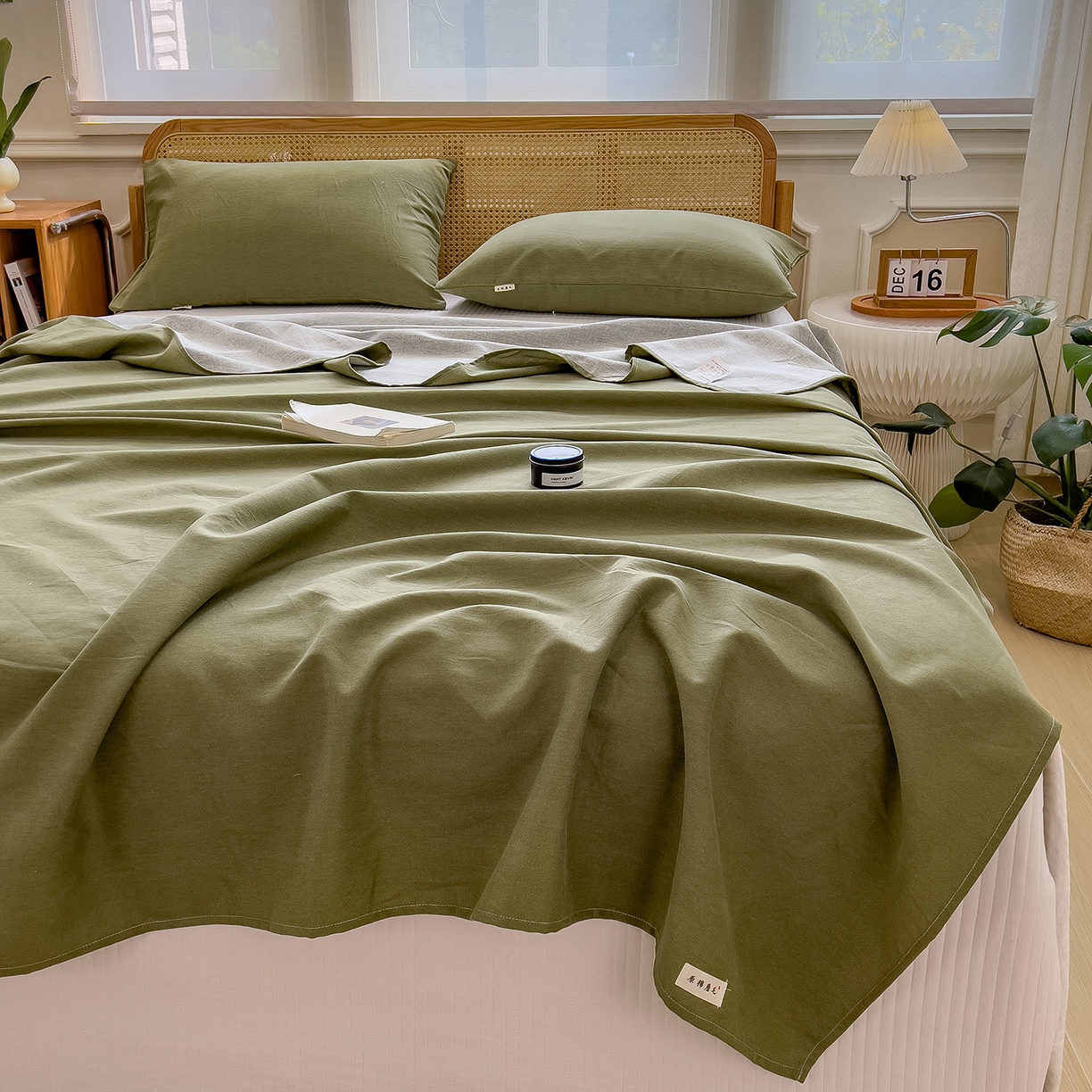 91家纺网 家纺一手货源 找家纺 芃成家纺 2025新款原棉生态磨毛单床单 松针绿