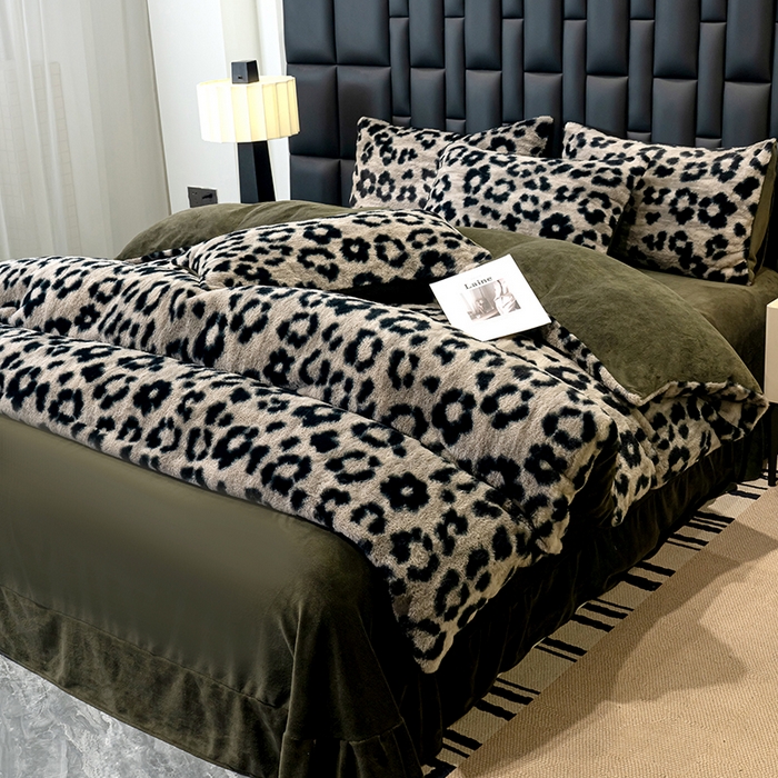 91家纺网 家纺一手货源 找家纺 元禾家纺 2025新款法式美拉德高克重兔毛床盖款四件套兔毛简单款 豹纹灰