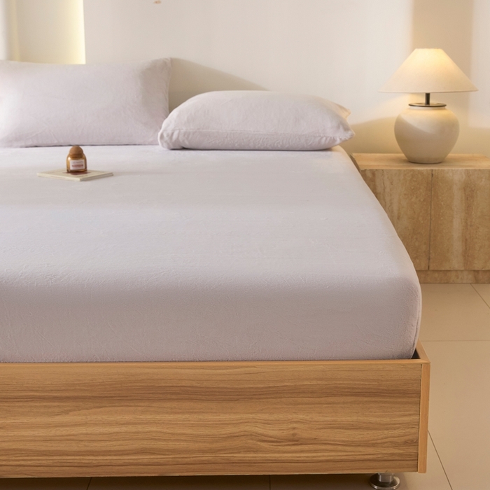 91家纺网 家纺一手货源 找家纺 （总）小叮当家纺仓储工厂店 2025新款牛奶绒简约纯色单床笠 床笠单件