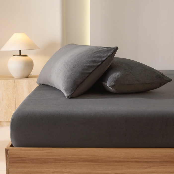 91家纺网 家纺一手货源 找家纺 小叮当家纺仓储工厂店 2025新款牛奶绒简约纯色单床笠 床笠单件 桃粉-cl