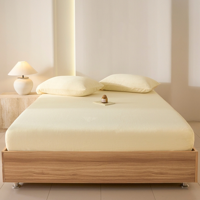 91家纺网 家纺一手货源 找家纺 小叮当家纺仓储工厂店 2025新款牛奶绒简约纯色单床笠 床笠单件 奶昔黄-cl