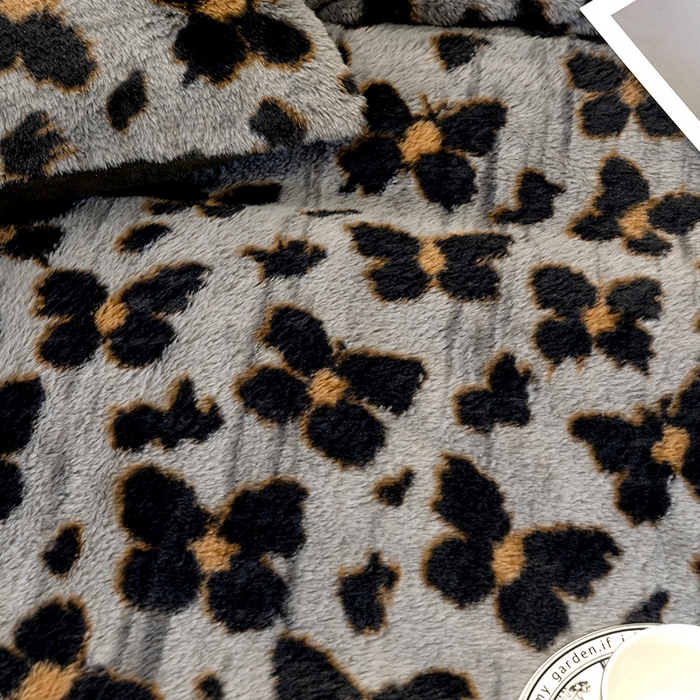 91家纺网 家纺一手货源 找家纺 元禾家纺 2025新款法式美拉德高克重兔毛床盖款四件套兔毛简单款 蝶舞-灰