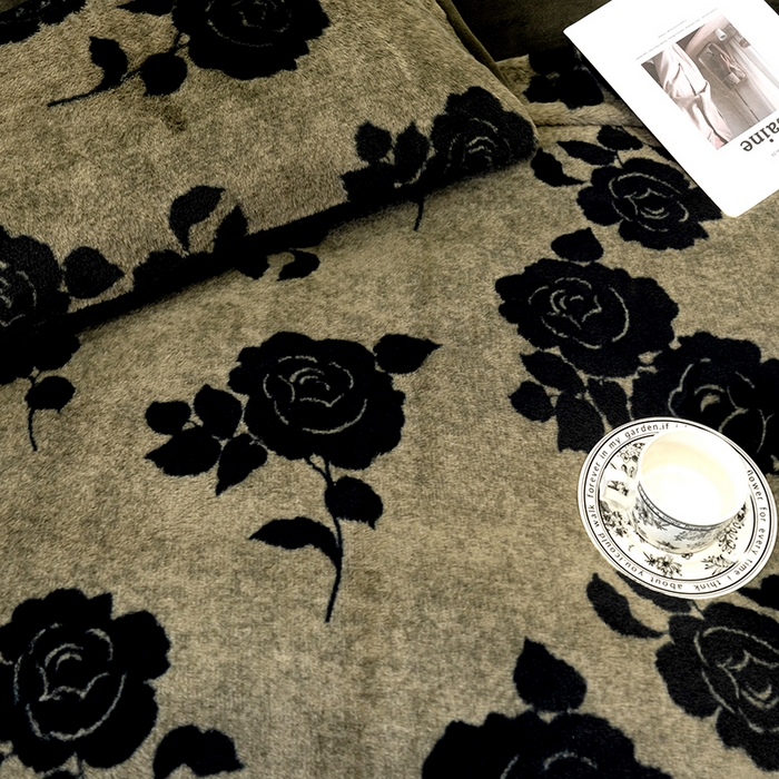 91家纺网 家纺一手货源 找家纺 元禾家纺 2025新款法式美拉德高克重兔毛床盖款四件套兔毛简单款 玫瑰庄园