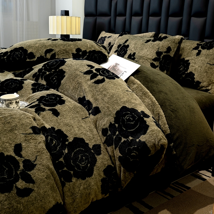 91家纺网 家纺一手货源 找家纺 元禾家纺 2025新款法式美拉德高克重兔毛床盖款四件套兔毛简单款 玫瑰庄园
