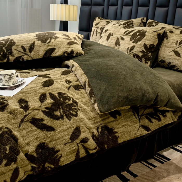 91家纺网 家纺一手货源 找家纺 元禾家纺 2025新款法式美拉德高克重兔毛床盖款四件套兔毛简单款 繁花