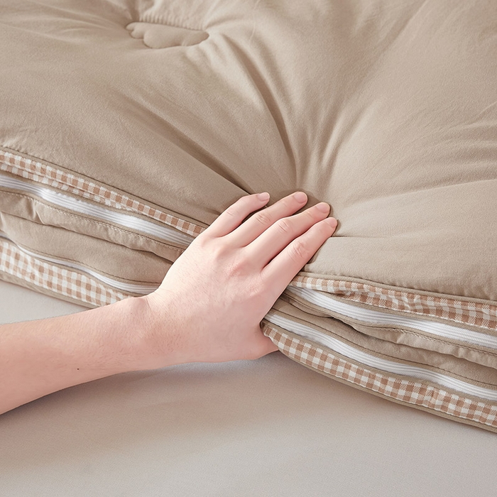 91家纺网 家纺一手货源 找家纺 思雅庭 2025新款原棉水洗棉00%新疆棉花被二合一子母被立体边冬被被子被芯 格子立体-卡其