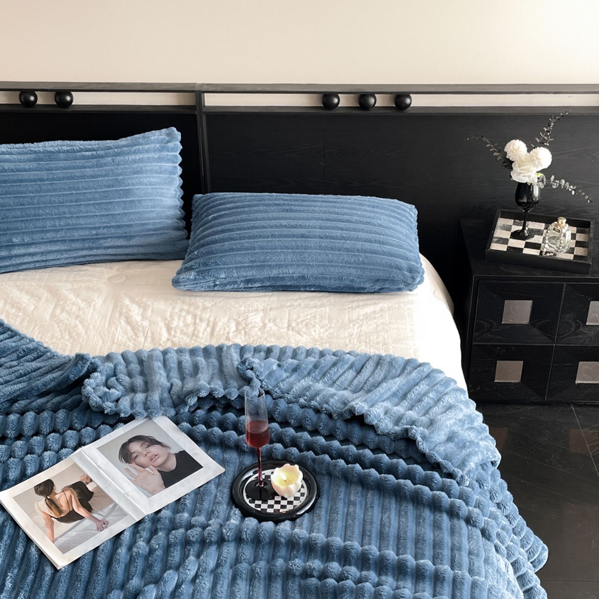 91家纺网 家纺一手货源 找家纺 小叮当家纺仓储工厂店 2025新款230克仿兔绒大抽条毛毯(跨境可供) 抽条-绒毯孔雀蓝