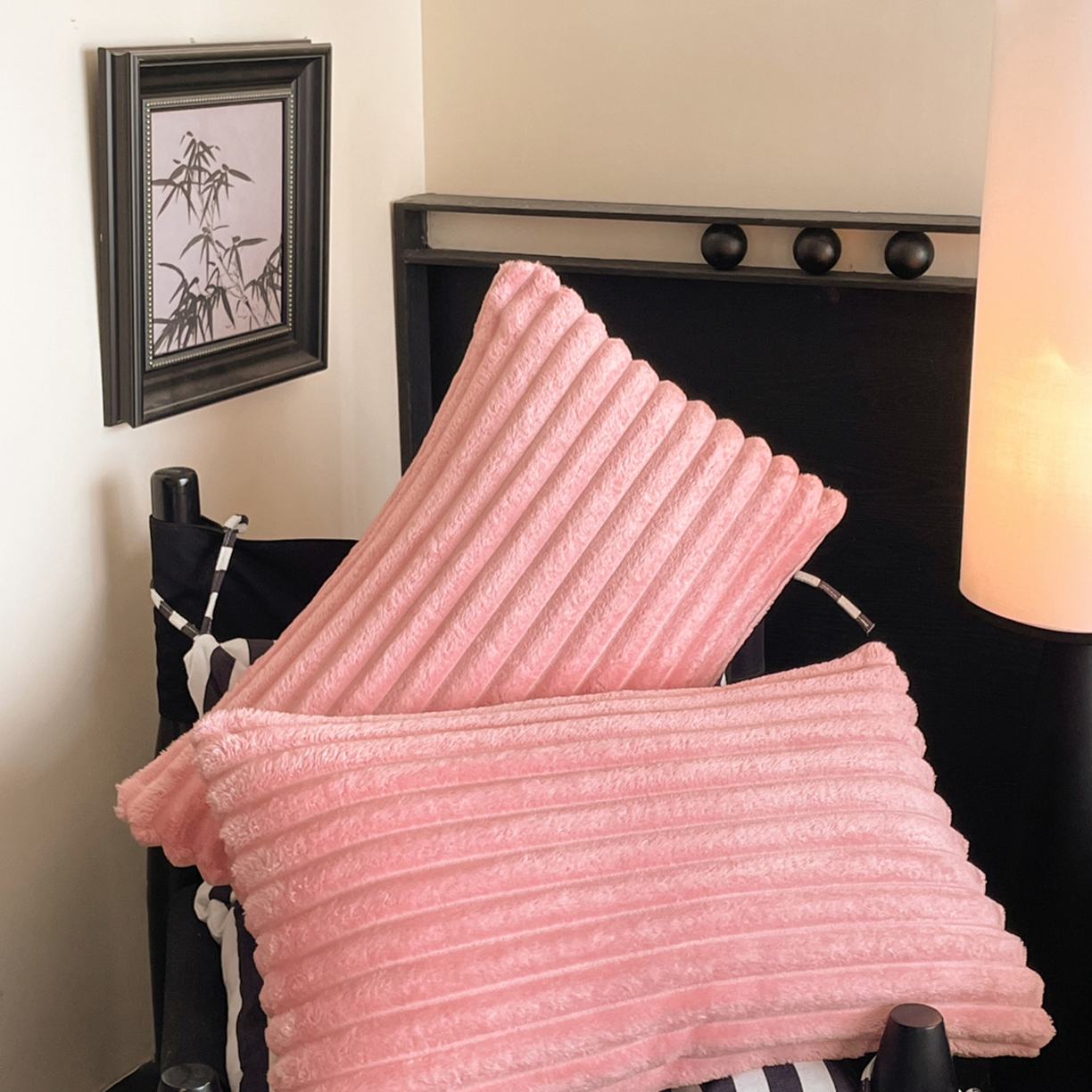 91家纺网 家纺一手货源 找家纺 小叮当家纺仓储工厂店 2025新款230克仿兔绒大抽条毛毯(跨境可供) 抽条-绒毯桃粉