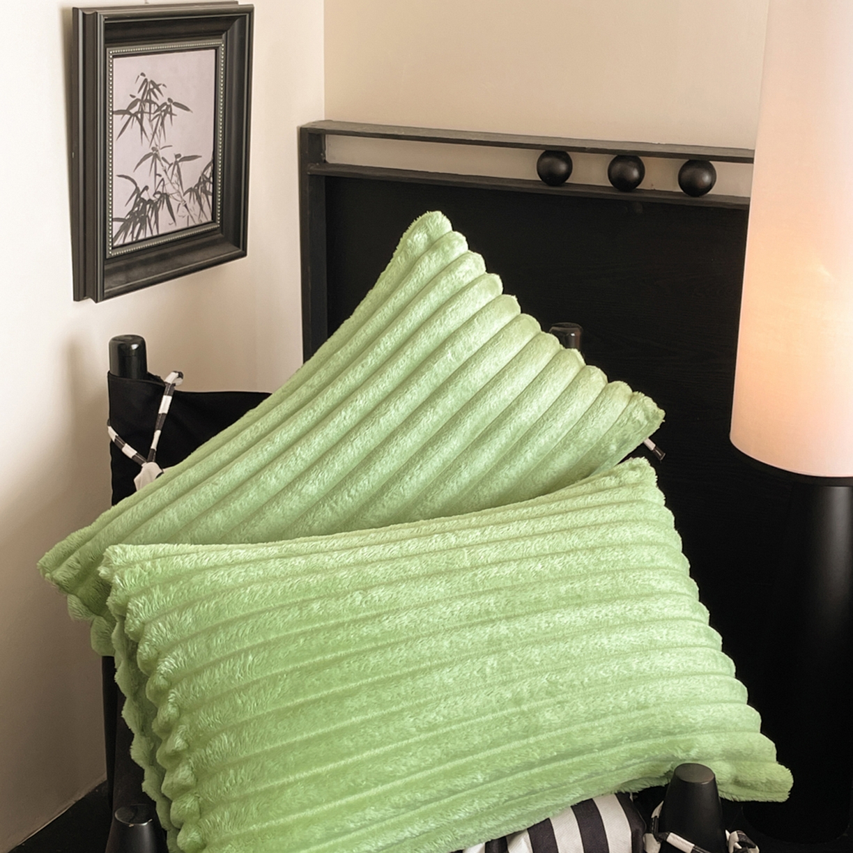 91家纺网 家纺一手货源 找家纺 小叮当家纺仓储工厂店 2025新款230克仿兔绒大抽条毛毯(跨境可供) 抽条-绒毯果绿