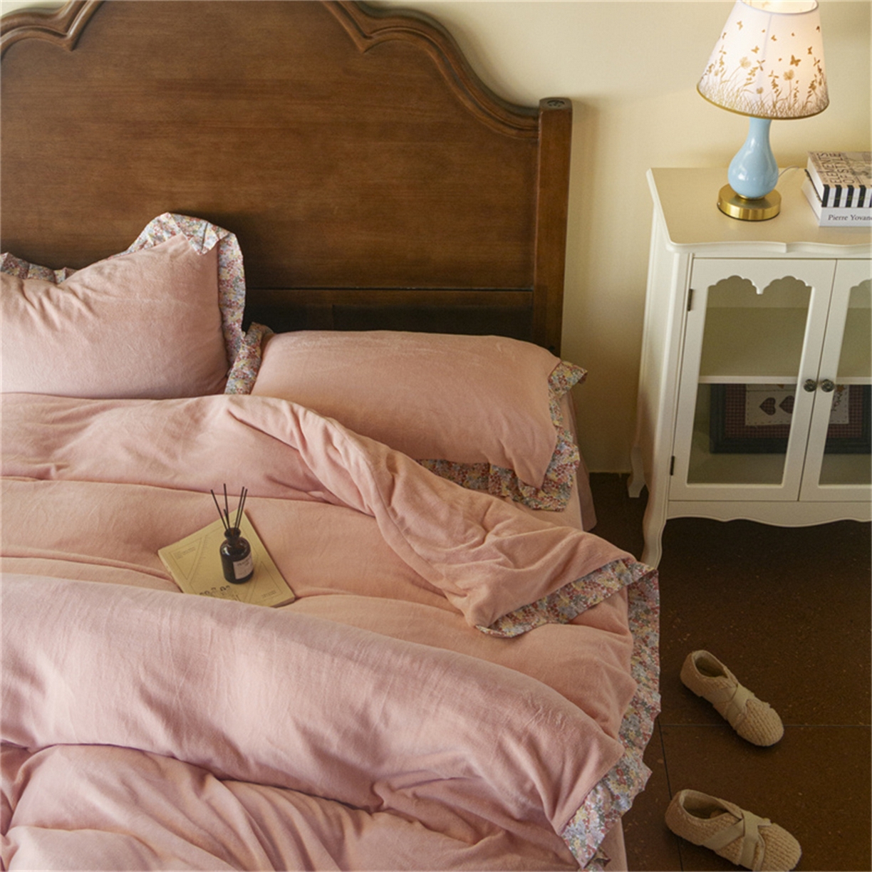 91家纺网 家纺一手货源 找家纺 绒梦里 2025新款高克重全消光工艺款高定云绒牛奶绒四件套云柔秘境 云柔秘境-粉