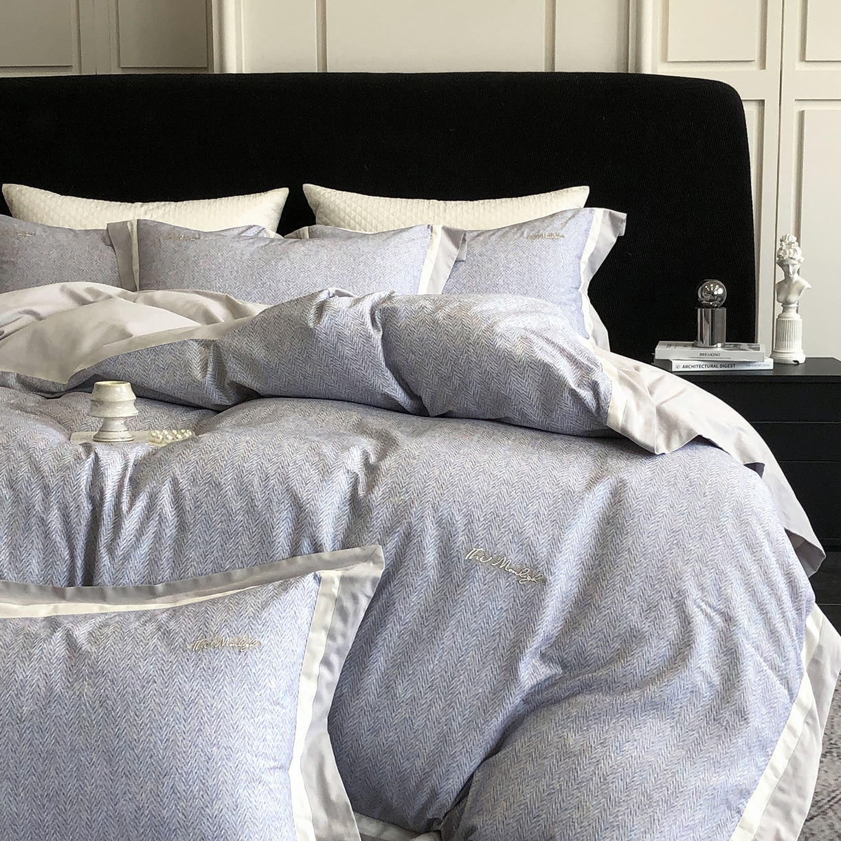 91家纺网 家纺一手货源 找家纺 佳汐蓝家纺 2025新款全棉60支磨毛肌理纹撞色拼边四件套-瑶雅系列 瑶雅-兰