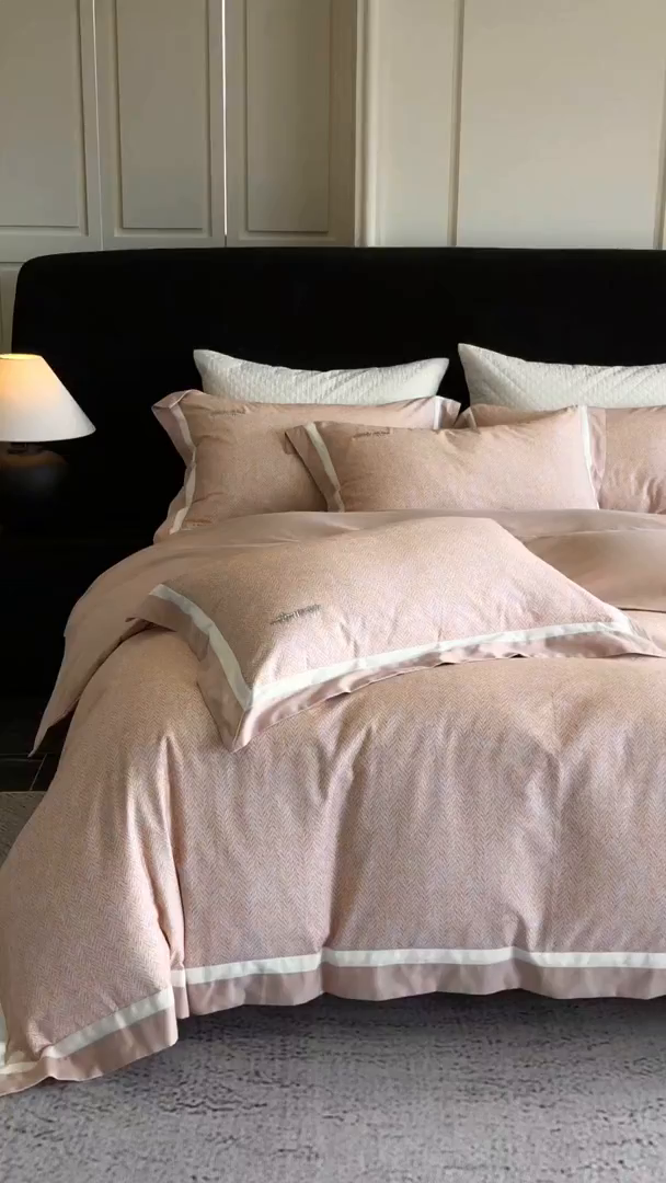 91家纺网 家纺一手货源 找家纺 佳汐蓝家纺 2025新款全棉60支磨毛肌理纹撞色拼边四件套-瑶雅系列 瑶雅-黄