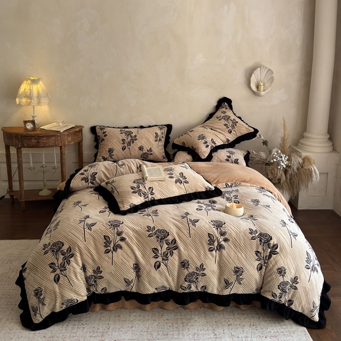 91家纺网 家纺一手货源 找家纺 （总）野合家纺 2025新款加厚雕花牛奶绒床盖款四件套