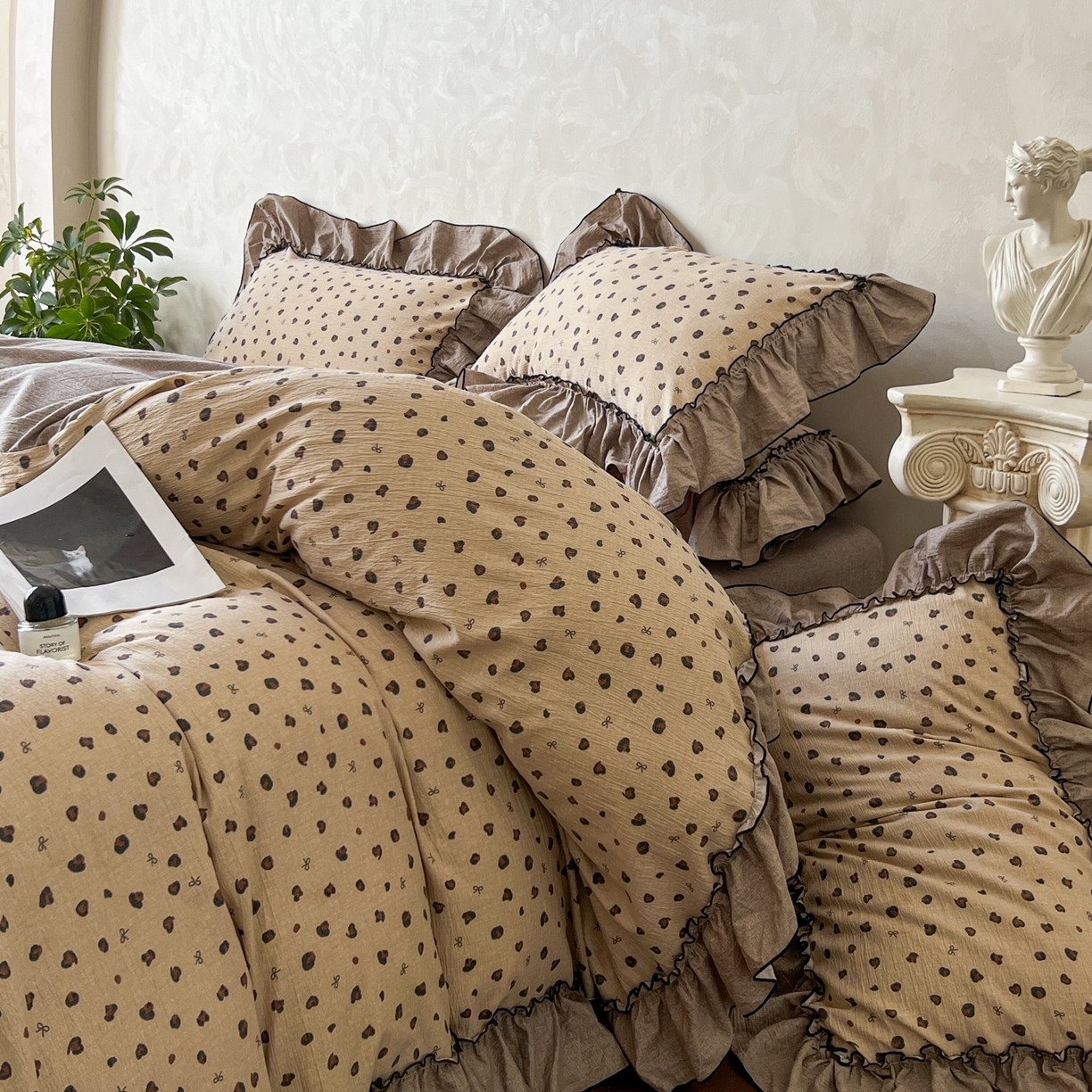 91家纺网 家纺一手货源 找家纺 乐沐家纺 2025新款A类高克重亚麻复古风原麻棉麻系列四件套 愫影