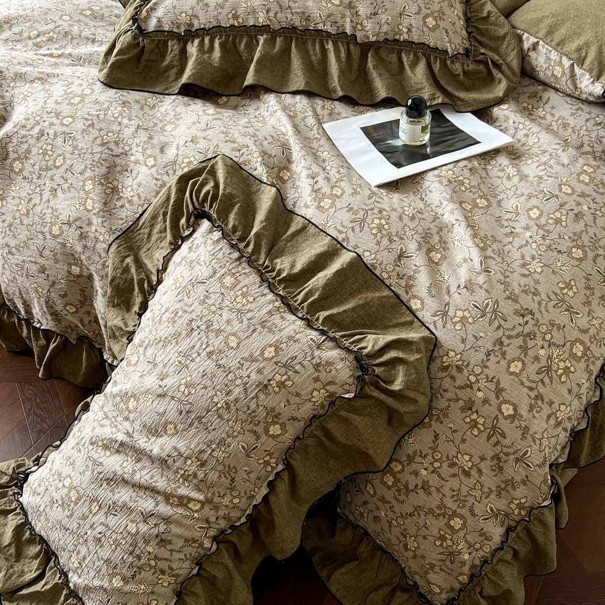 91家纺网 家纺一手货源 找家纺 乐沐家纺 2025新款A类高克重亚麻复古风原麻棉麻系列四件套 栀意