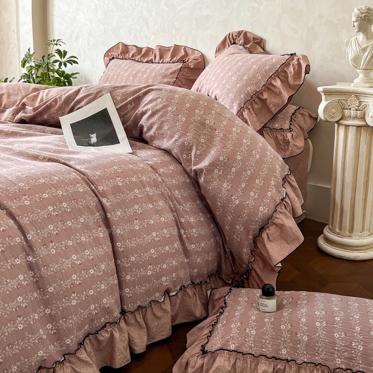 91家纺网 家纺一手货源 找家纺 乐沐家纺 2025新款A类高克重亚麻复古风原麻棉麻系列四件套 嫣然