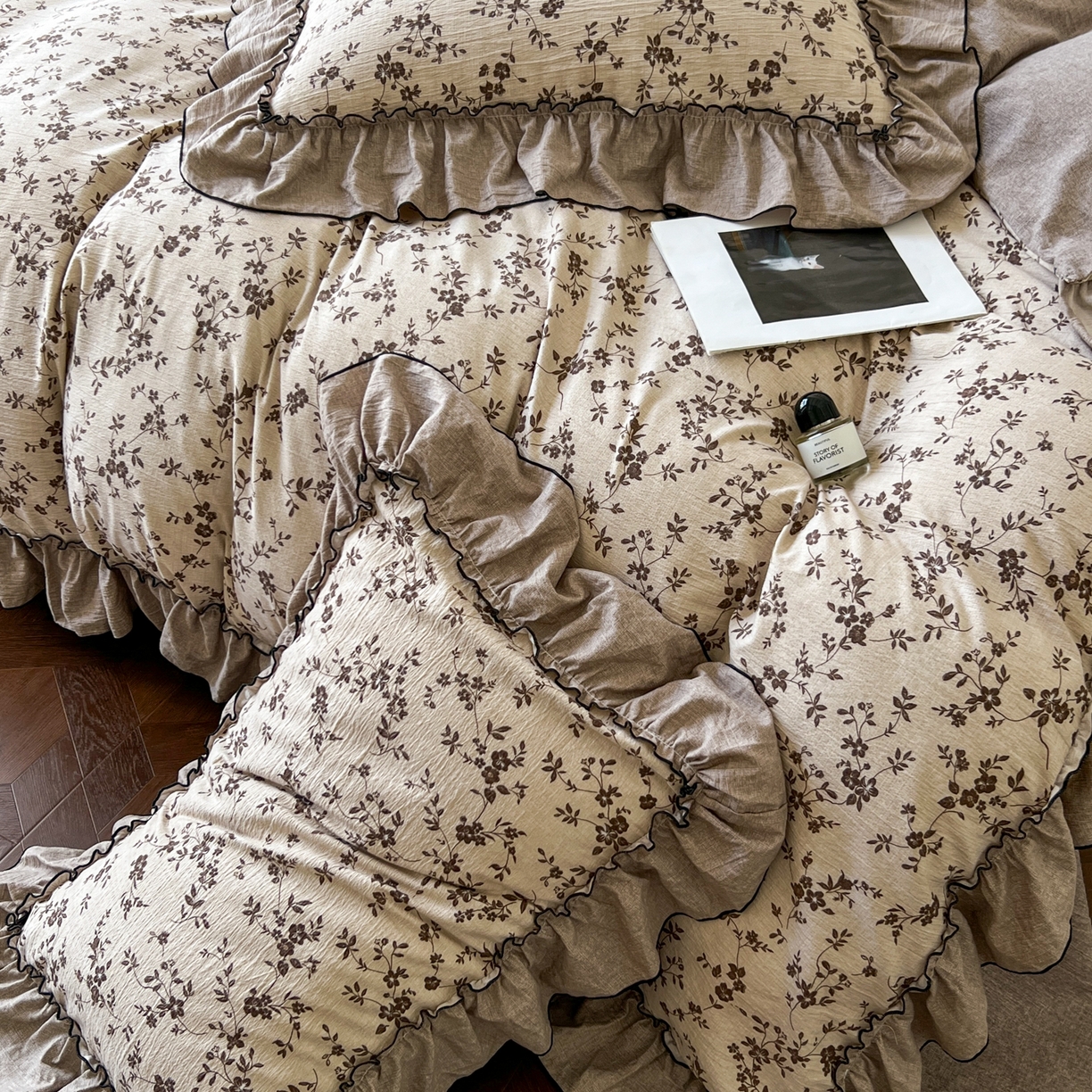 91家纺网 家纺一手货源 找家纺 乐沐家纺 2025新款A类高克重亚麻复古风原麻棉麻系列四件套 鸢语