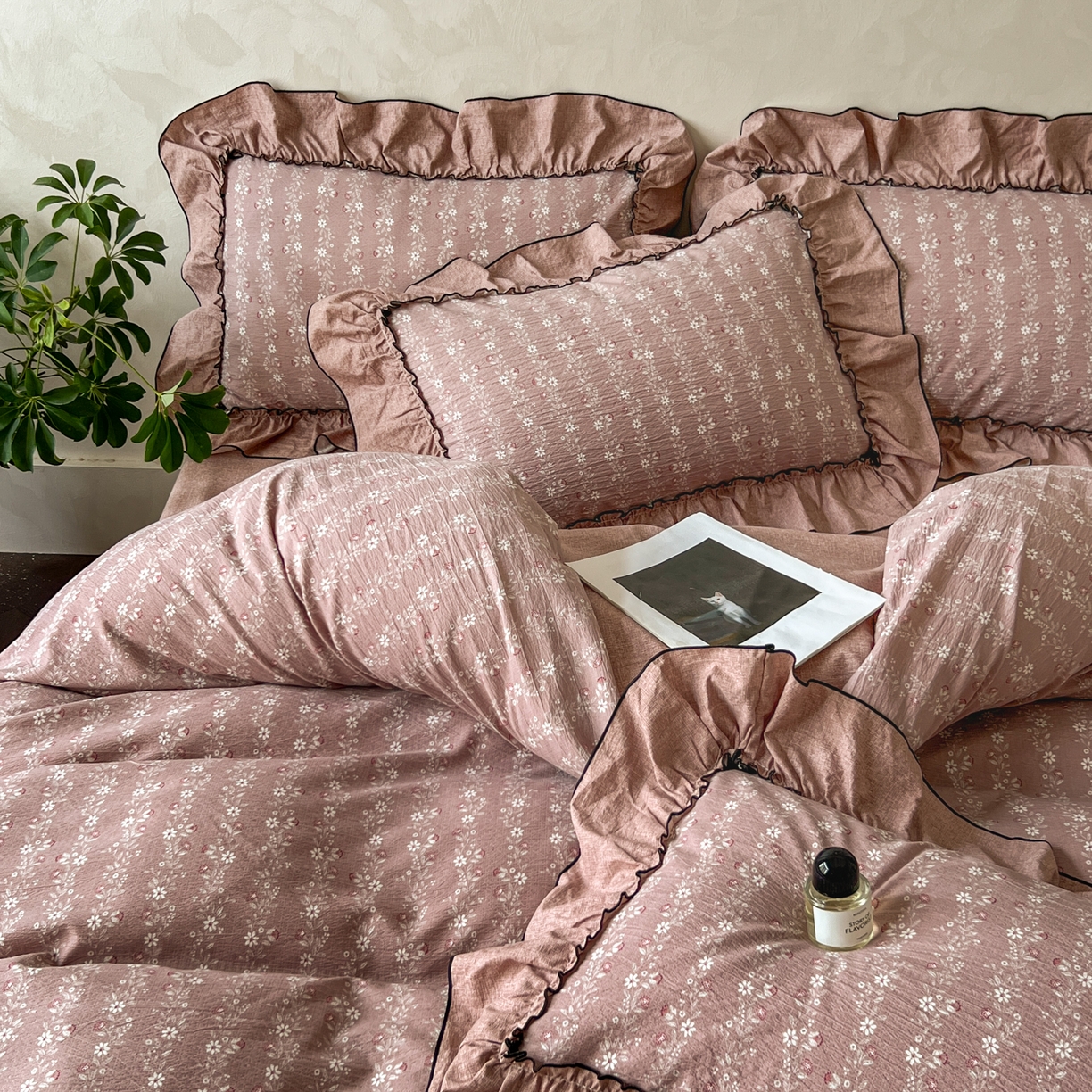 91家纺网 家纺一手货源 找家纺 乐沐家纺 2025新款A类高克重亚麻复古风原麻棉麻系列四件套 嫣然