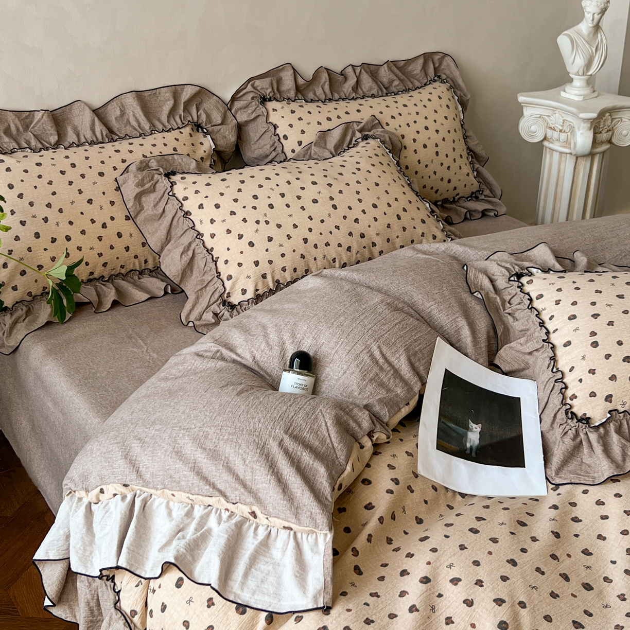 91家纺网 家纺一手货源 找家纺 乐沐家纺 2025新款A类高克重亚麻复古风原麻棉麻系列四件套 愫影