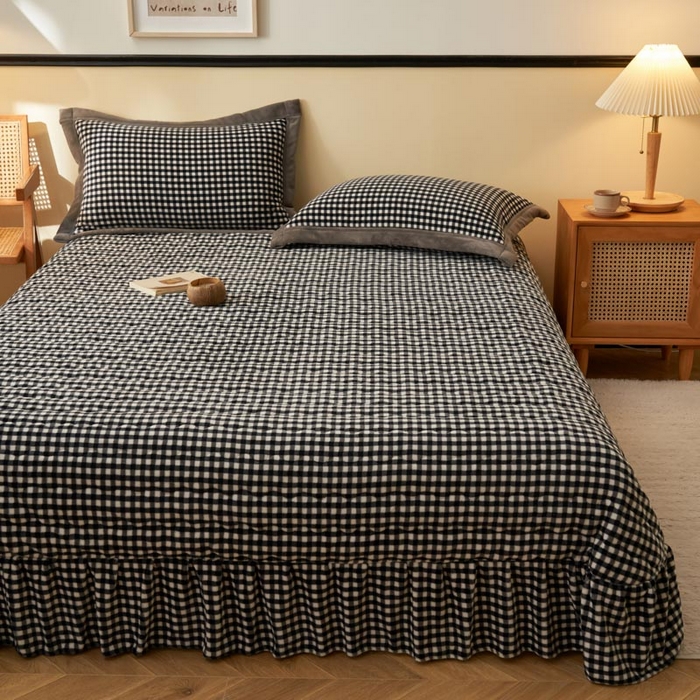 91家纺网 家纺一手货源 找家纺 （总）茉保家纺 2025新款无印风款牛奶绒床盖