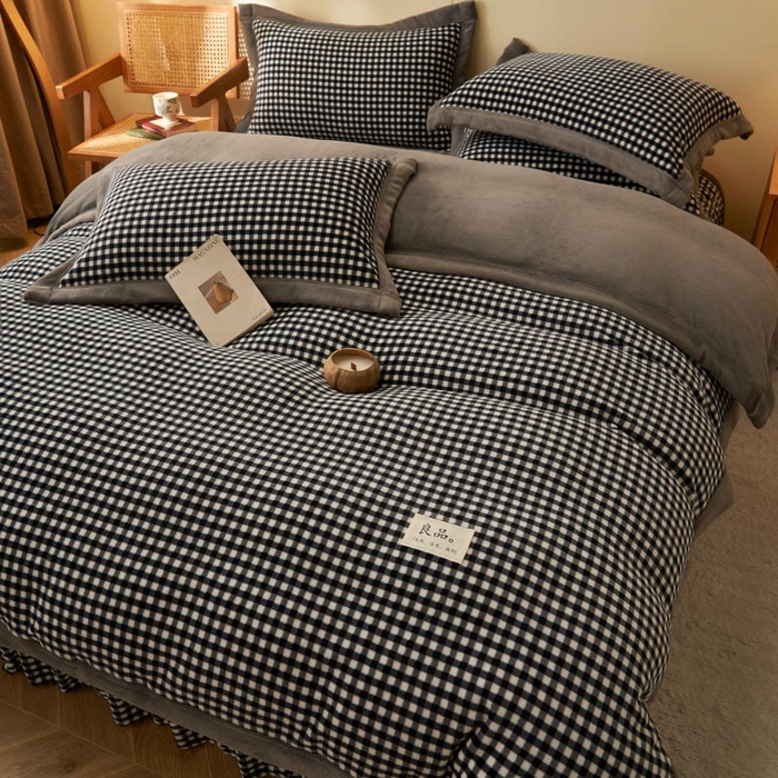 91家纺网 家纺一手货源 找家纺 （总）茉保家纺 2025新款无印风款牛奶绒床盖四件套