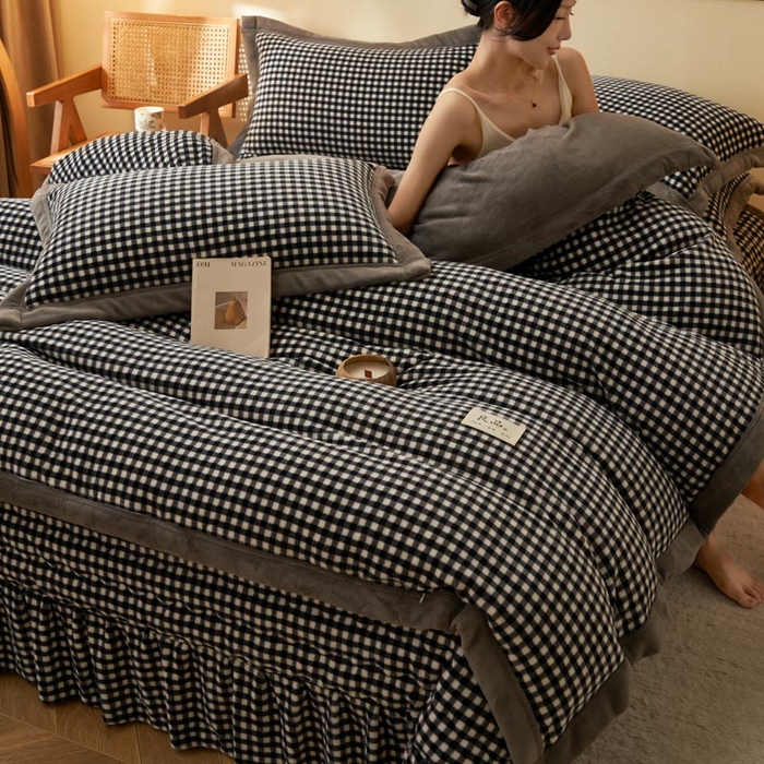 91家纺网 家纺一手货源 找家纺 （总）茉保家纺 2025新款无印风款牛奶绒床盖四件套