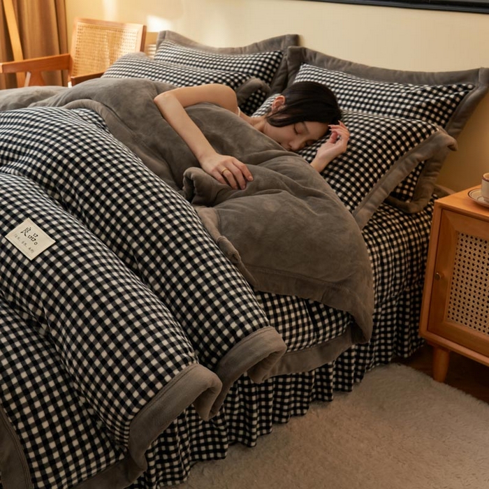 91家纺网 家纺一手货源 找家纺 （总）茉保家纺 2024新款加厚磨毛回形格夹棉床笠