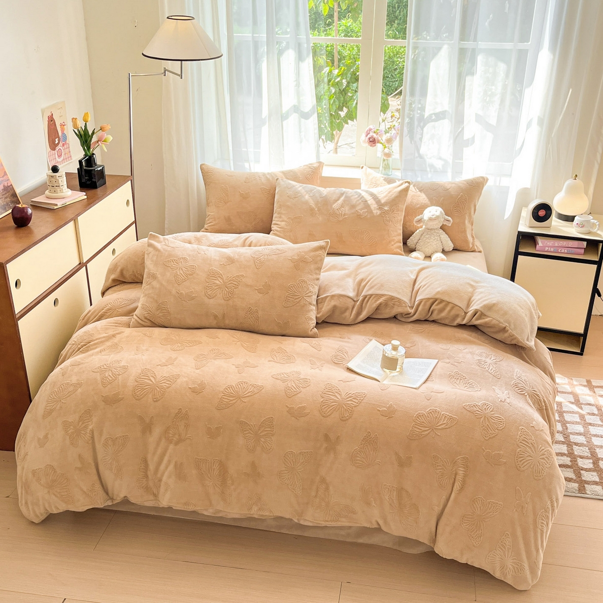 91家纺网 家纺一手货源 找家纺 （总）绘萱家居 2025新款高克重雕花雕印纯色牛奶绒四件套双拼法莱绒珊瑚绒