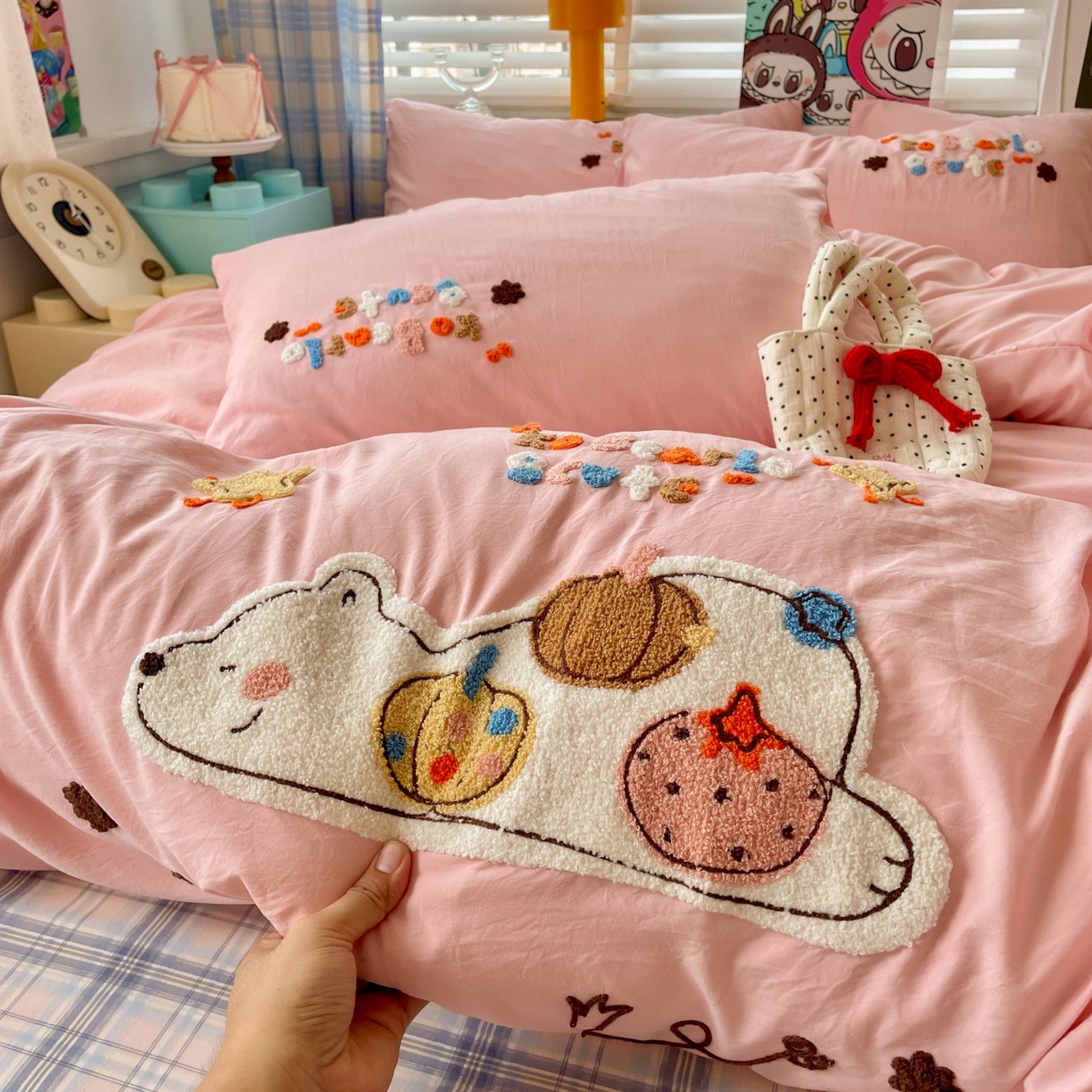 91家纺网 家纺一手货源 找家纺 （总）凯洛奇 2025新款趴趴熊毛巾绣四件套（提供买家秀）