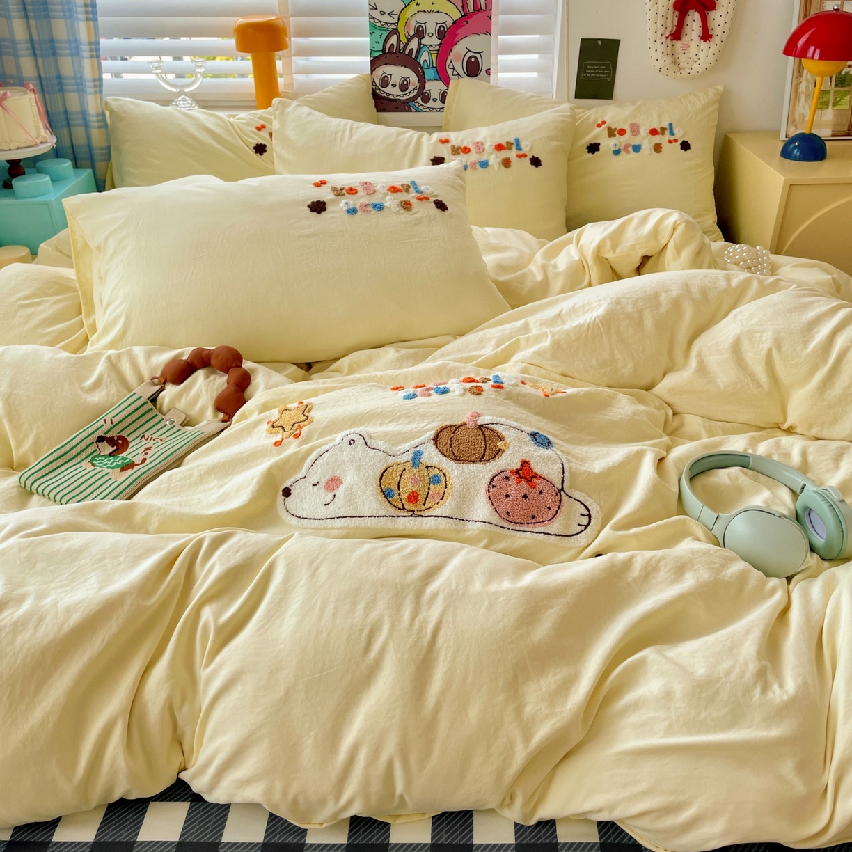 91家纺网 家纺一手货源 找家纺 凯洛奇 2025新款趴趴熊毛巾绣四件套（提供买家秀） 趴趴熊-芥末黄