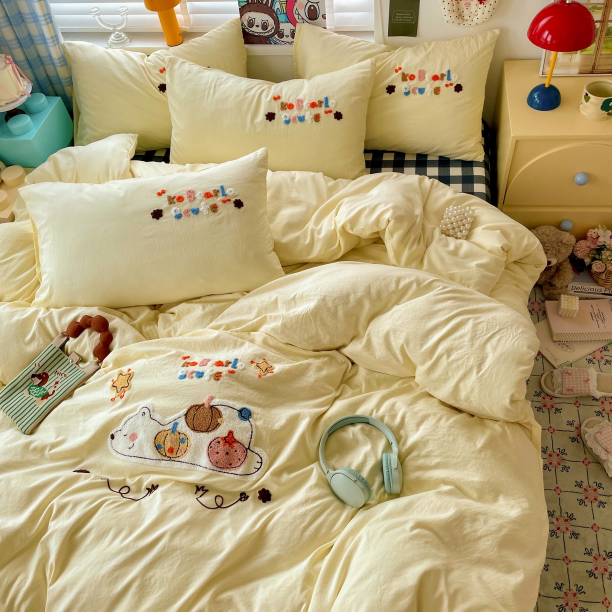 91家纺网 家纺一手货源 找家纺 凯洛奇 2025新款趴趴熊毛巾绣四件套（提供买家秀） 趴趴熊-芥末黄