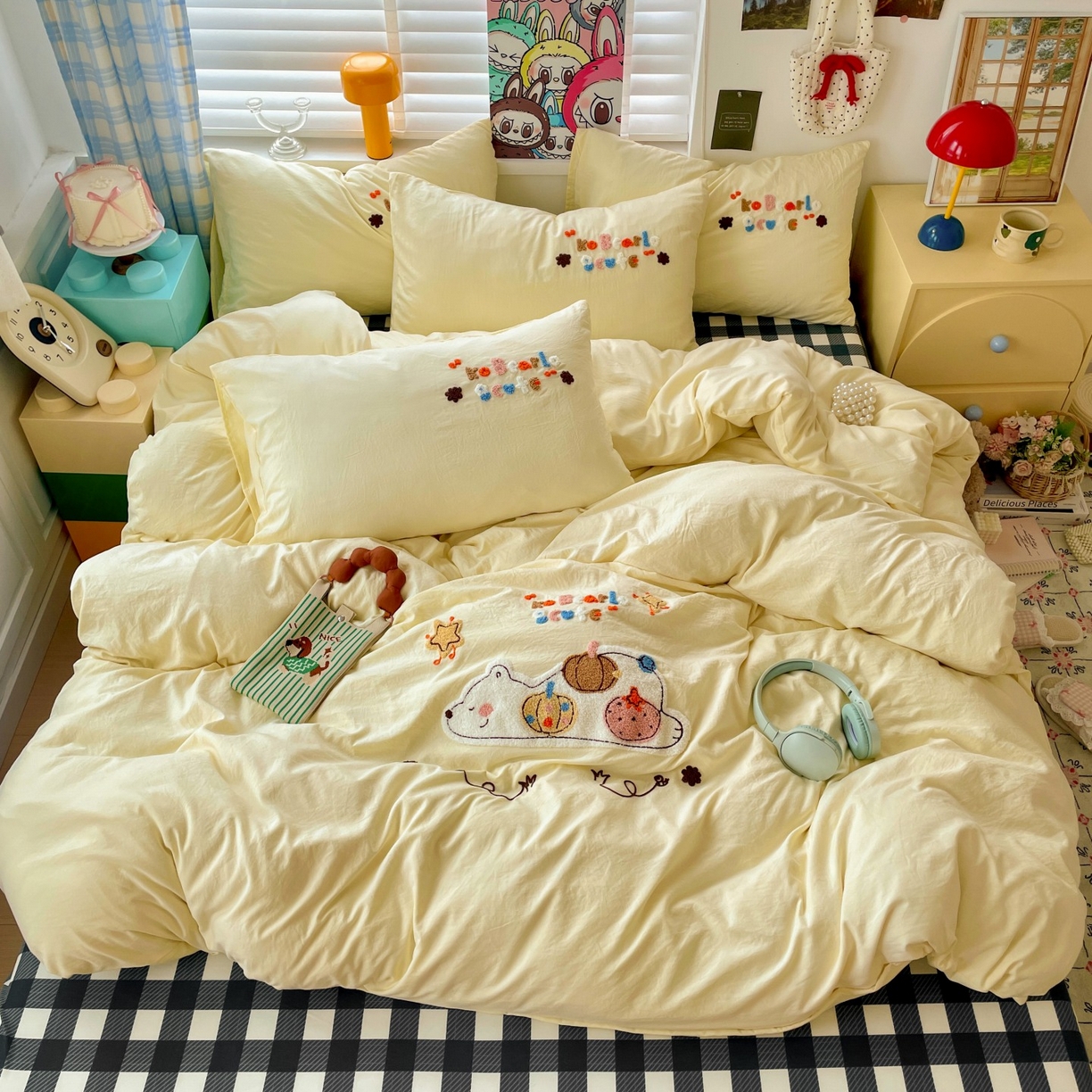 91家纺网 家纺一手货源 找家纺 凯洛奇 2025新款趴趴熊毛巾绣四件套（提供买家秀） 趴趴熊-芥末黄