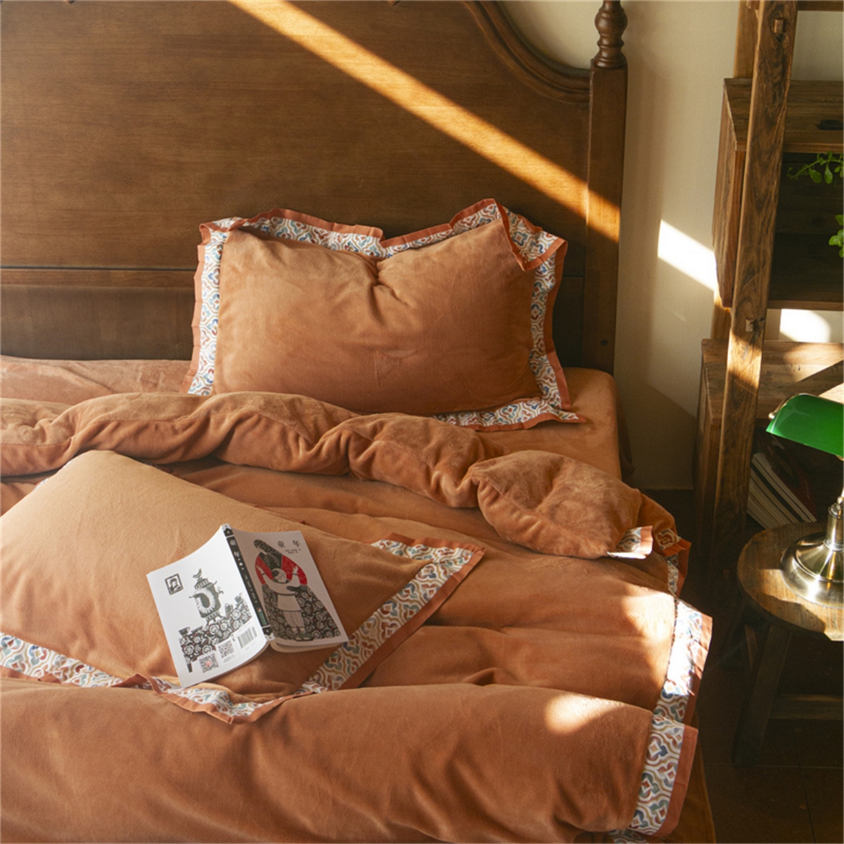 91家纺网 家纺一手货源 找家纺 绒梦里 2025新款高克重全消光工艺款高定云绒牛奶绒四件套云柔秘境 云柔秘境-暖橙