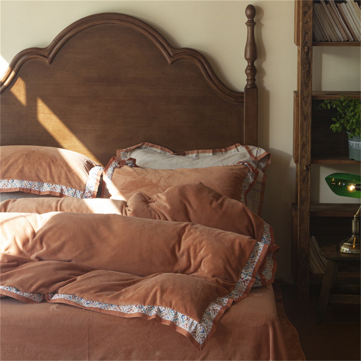 91家纺网 家纺一手货源 找家纺 绒梦里 2025新款高克重全消光工艺款高定云绒牛奶绒四件套云柔秘境 云柔秘境-暖橙