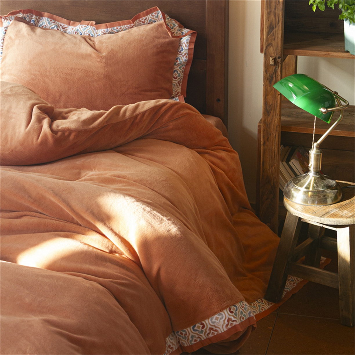 91家纺网 家纺一手货源 找家纺 绒梦里 2025新款高克重全消光工艺款高定云绒牛奶绒四件套云柔秘境 云柔秘境-暖橙