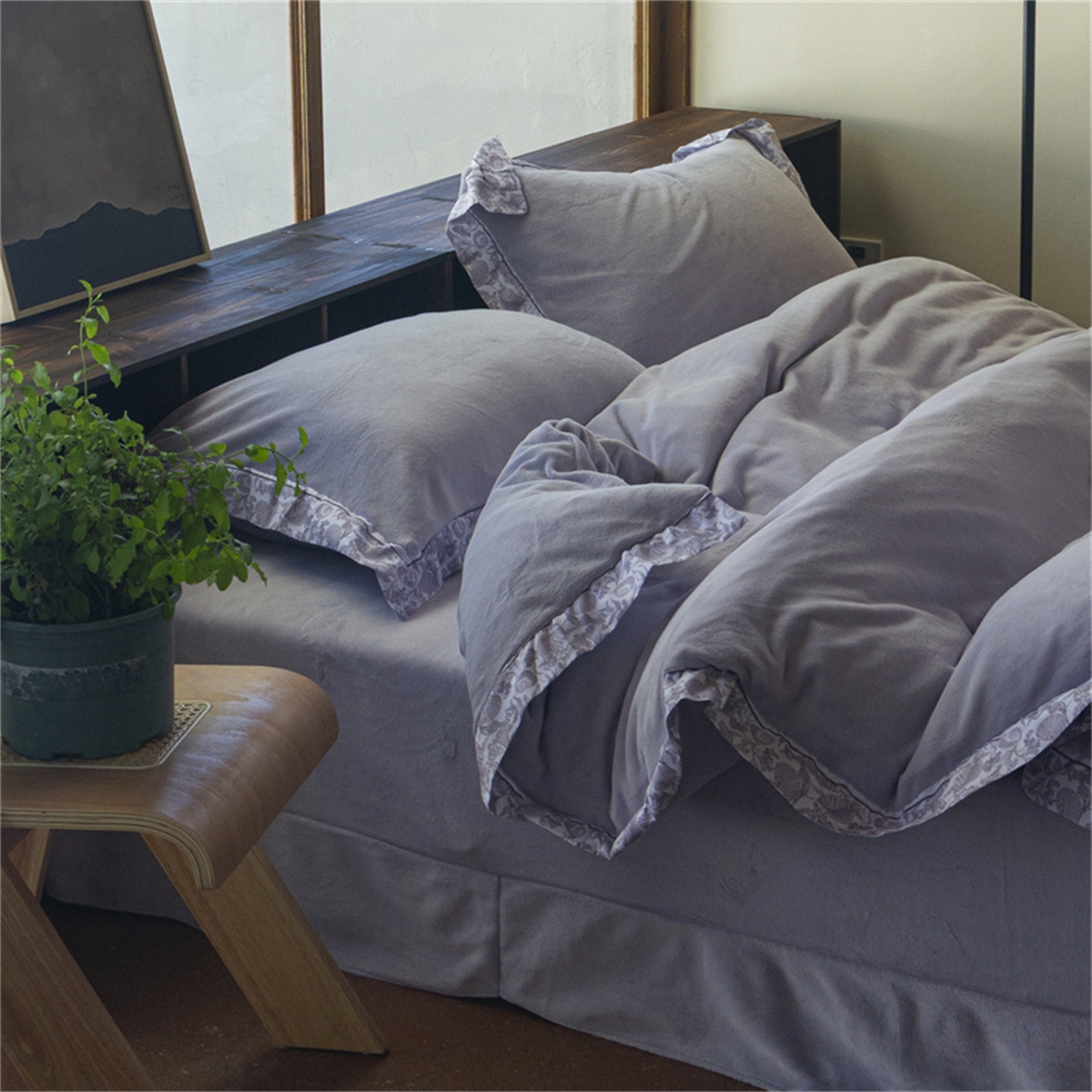 91家纺网 家纺一手货源 找家纺 绒梦里 2025新款高克重全消光工艺款高定云绒牛奶绒四件套云柔秘境 云柔秘境-紫