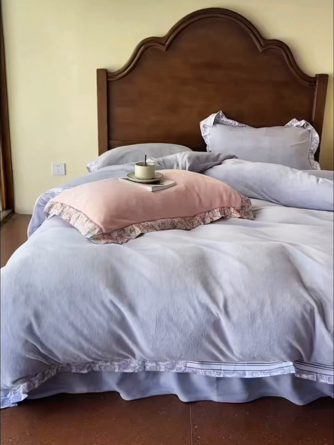 91家纺网 家纺一手货源 找家纺 绒梦里 2025新款高克重全消光工艺款高定云绒牛奶绒四件套云柔秘境 云柔秘境-紫